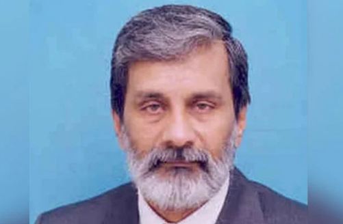 Justice Baqar directs Distt admin Hyderabad to vacate illegally occupied labour flats