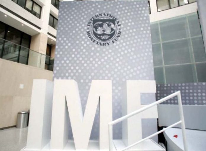 IMF mission to arrive in Pakistan by late Oct
