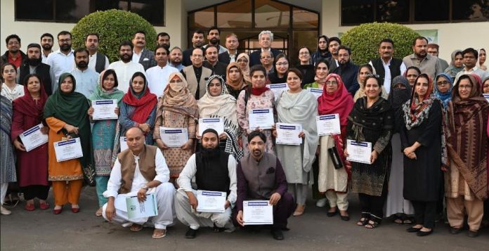 HEC conducts workshop for college faculty of ICT region