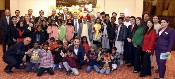 Serena Hotel hosts reception for children of three schools