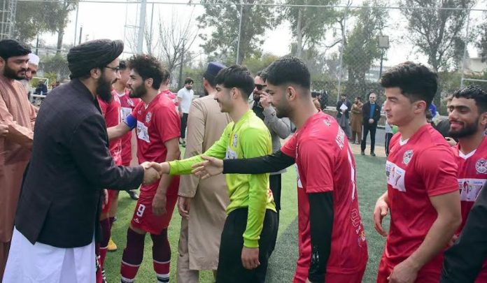 Ahmed Shakaib meets Afghan futsal team