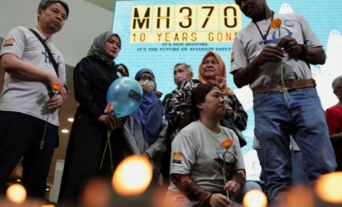 Malaysia says MH370 search must go on