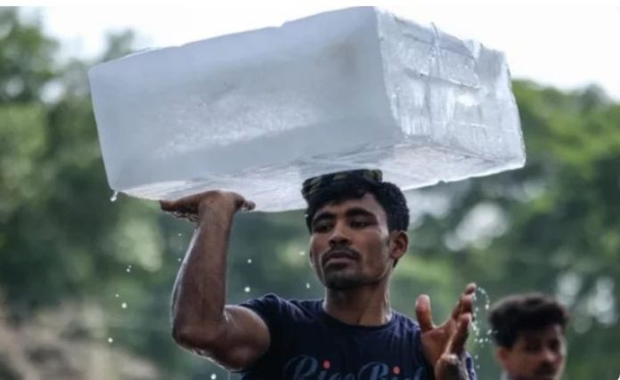 Schools in Bangladesh remain closed due to massive heatwave