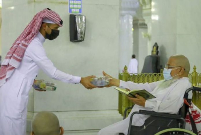 Saudi Ministry of Islamic Affairs ensures inclusive services for people with disabilities in Madinah mosques