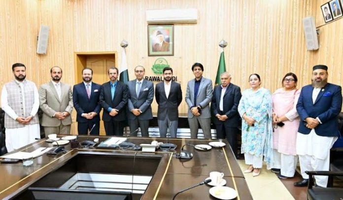 RCCI delegation calls on DC Rawalpindi to discuss key development and civic issues