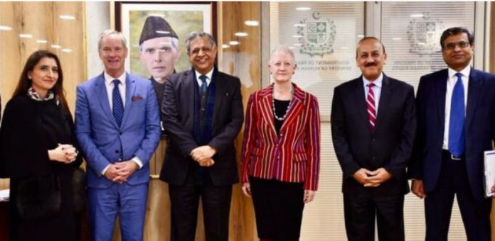 Pakistan reaffirms commitment to human rights in meeting with EU delegation