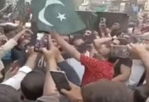 Pakistanis celebrate in streets after apt response given to India