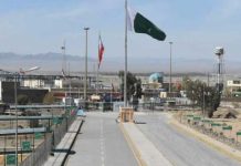 Pakistan decides to evacuate diplomats' families