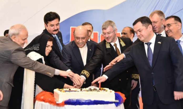 Pakistan considers Russian as a major global power: Zardari
