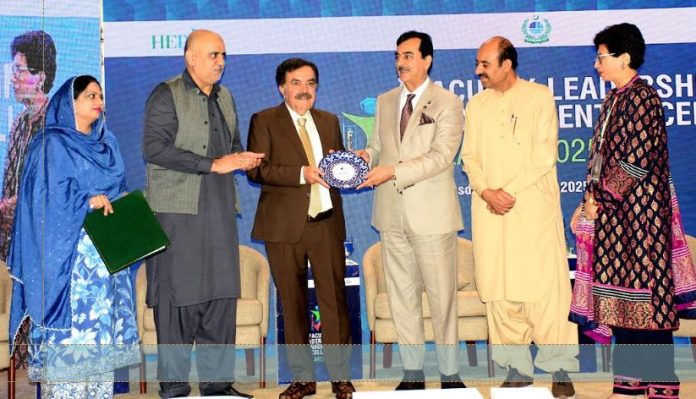 Chairman Senate lauds HEC’s National Outreach Programme