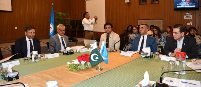 Experts call for leveraging renewed int'l interest in the Kashmir dispute