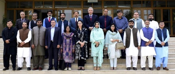 HEC revises business curriculum to meet global standards