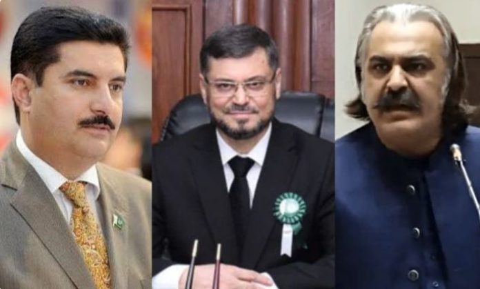 Governor administers oath on court order