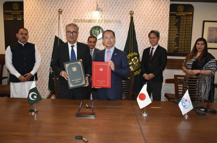 Japan grants 379 million yen for Pakistan education program