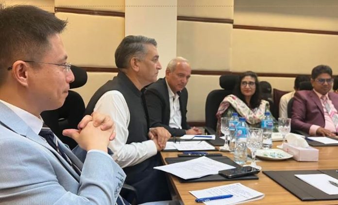 Security challenges won’t halt CPEC progress, Experts insist