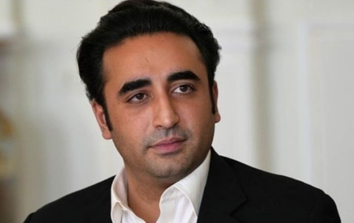 Bilawal pays tributes to Karsaz martyrs on 18th anniversary