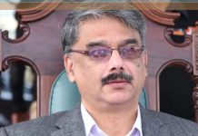 AJK PM Anwarul Haq ‘likely to resign, sit on opposition benches’ AJK PM Anwarul Haq 'likely to resign, sit on opposition benches'