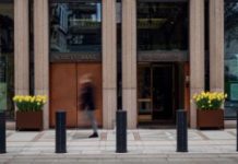 Norway sovereign wealth fund says earned $103 bn in Q3 Norway sovereign wealth fund says earned $103 bn in Q3