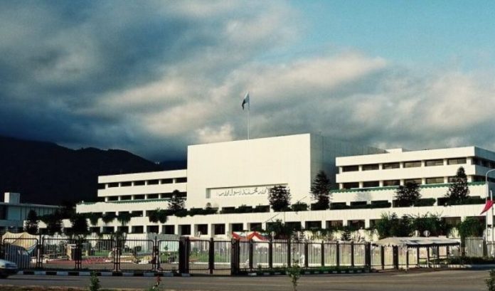 IIUI students visit Parliament House