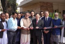 Chinese Consul General visits Farooq Riaz museum in Gujrat Chinese Consul General visits Farooq Riaz museum in Gujrat