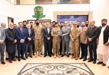 Smog tower, green roads top agenda in commander-chamber talks Smog tower, green roads top agenda in commander-chamber talks