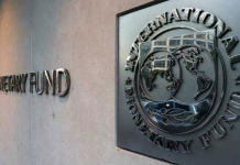 Pakistan wins IMF praise for programme implementation, but no deal yet