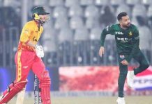 T20I tri-series: Sikandar Raza’s fireworks power Zimbabwe to 147 against Pakistan T20I tri-series: Sikandar Raza's fireworks power Zimbabwe to 147 against Pakistan