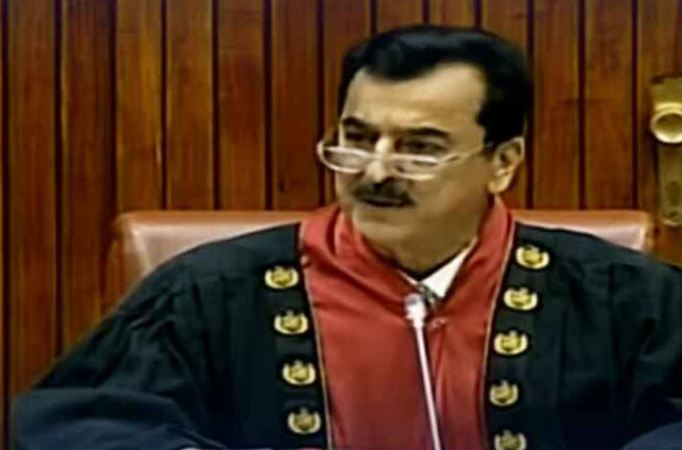 3 Gilani stresses just solution to Palestine issue