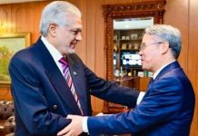 Dar, Chinese envoy discuss bilateral ties, regional issues Dar, Chinese envoy discuss bilateral ties, regional issues