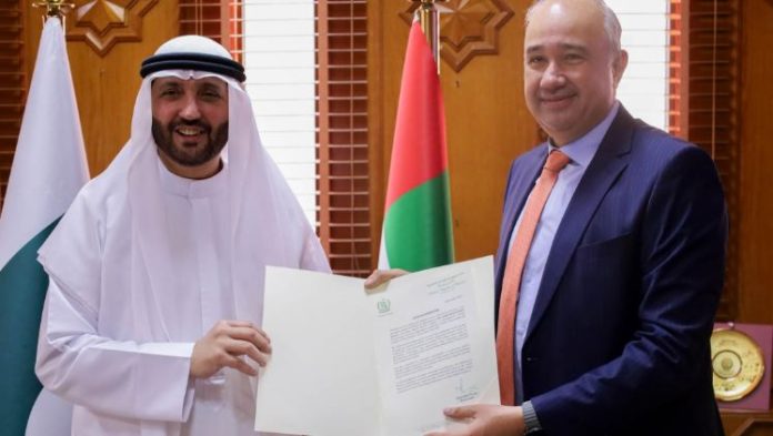 Pakistan honours UAE tycoon for community support work