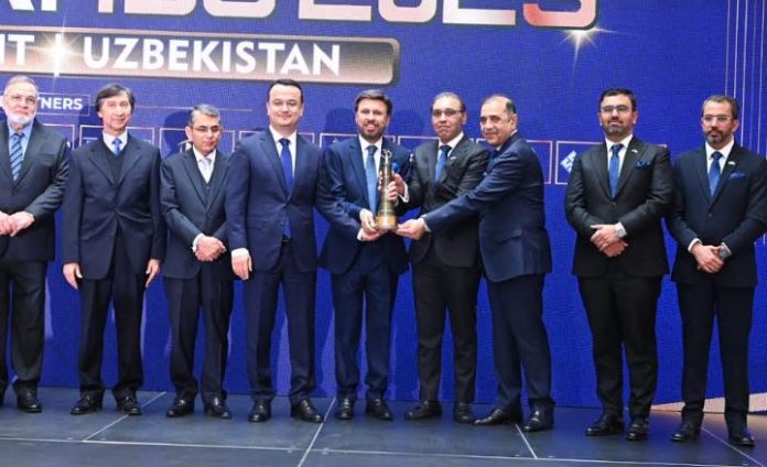 DNA 12-10 RCCI holds international awards ceremony in Uzbekistan to boost trade