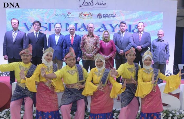 DNA 24-15 35 mn tourists expected to visit Malaysia in 2026