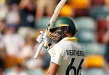 Australia take lead over fumbling England in second Ashes Test Australia take lead over fumbling England in second Ashes Test