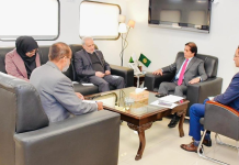 Iranian Ambassador calls on Hanif Abbasi