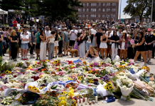 Gunmen in Bondi Beach Shooting Had Alleged Islamic State Links: Reports