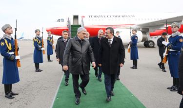 6 Turkish Vice President Cevdet Yilmaz arrives in Azerbaijan