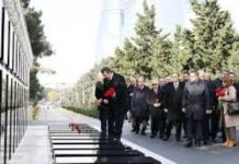 Turkish Vice President Cevdet Yilmaz pays tribute to Azerbaijani martyrs in Baku Turkish Vice President Cevdet Yilmaz pays tribute to Azerbaijani martyrs in Baku