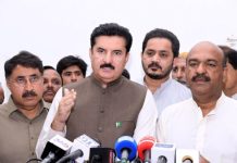 Governor condemns attack on police mobile in Karak Governor condemns attack on police mobile in Karak