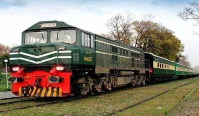 7 Railways extends validity of journalists’ concession cards