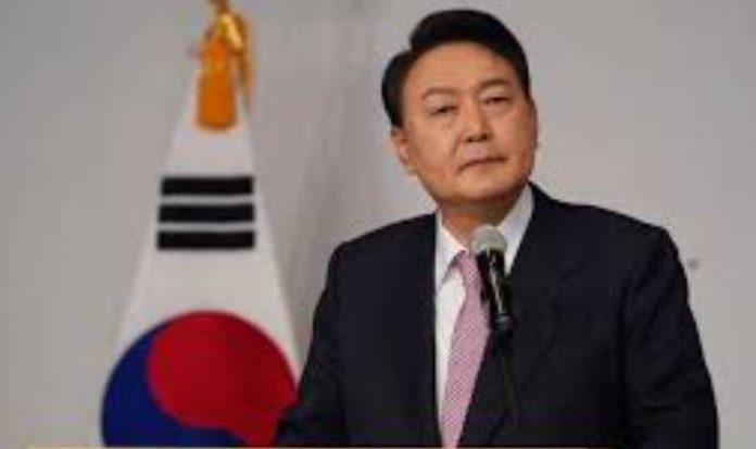 7 S. Korean president's approval rating falls to 67.6 pct: poll