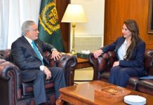 Dar, US diplomat discuss strengthening Pak-US bilateral relations Dar, US diplomat discuss strengthening Pak-US bilateral relations