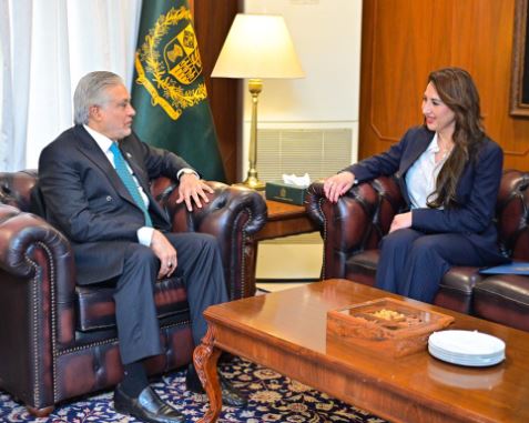 DNA 10-7 Dar, US diplomat discuss strengthening Pak-US bilateral relations