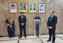 Ambassador hosts reception for incoming diplomat at Malaysia High Commission Ambassador hosts reception for incoming diplomat at Malaysia High Commission