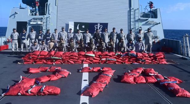 DNA 7-7 PNS Yamama intercepts 1,500 kg of narcotics in Arabian Sea