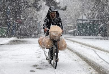 0000 Long-awaited first snowfall brings relief to water-scarce Kabul