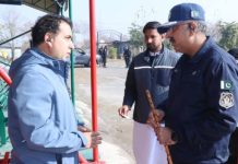 Islamabad IGP makes surprise visit to traffic headquarters Islamabad IGP makes surprise visit to traffic headquarters