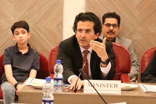 DNA 6-18 Qatar agrees to help Pakistan divert surplus LNG cargoes