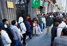 Spain to legalise half a million undocumented migrants Spain to legalise half a million undocumented migrants