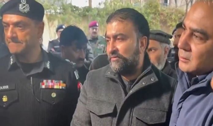 l1 Funeral prayers offered for police officers martyred in Balochistan