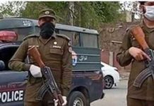 Attock police arrest drug pushers, kite traders in raids Attock police arrest drug pushers, kite traders in raids